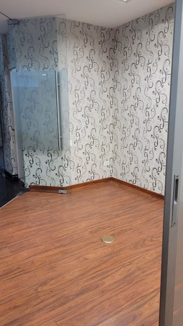 Oficina Corporativa Duplex en Venta - Marbella