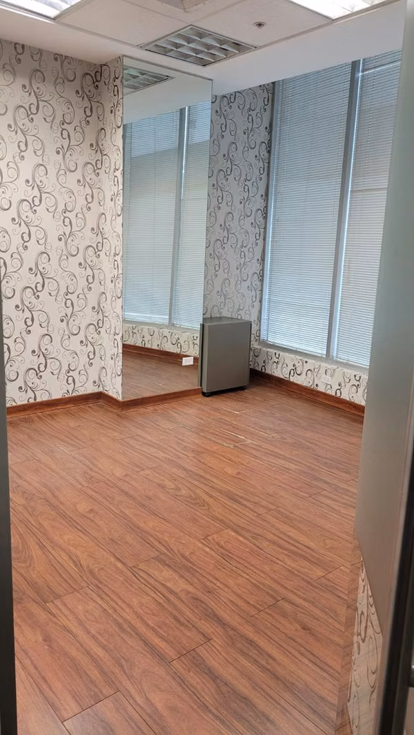 Oficina Corporativa Duplex en Venta - Marbella
