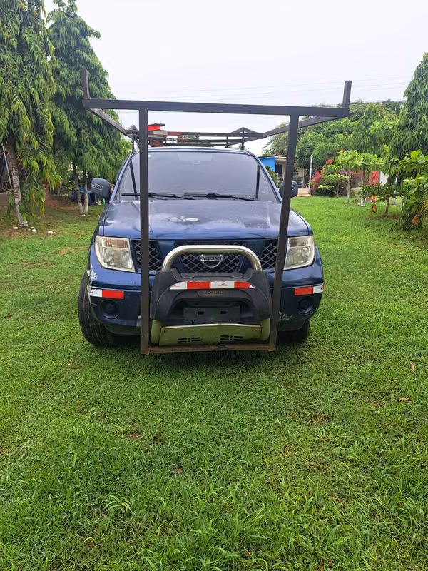 Vendo Auto Nissan Navara Pick UP 2012 Ganga