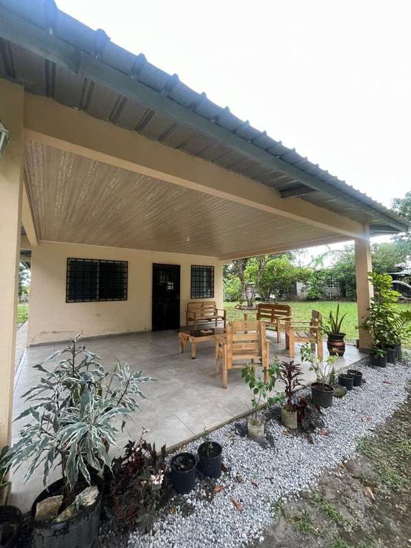 Se alquila casa amoblada en cochea. 450.00