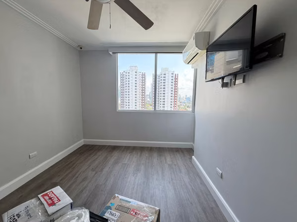 PH 7400 West | 156 m² | 3 BEDROOMS + FAMILY ROOM | 2 PARKING SPACES | $274,000