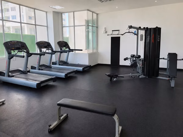 PH VIVENDI – Edison Park | 3BR | 30th Floor | 2 Parking Spaces | $1,250