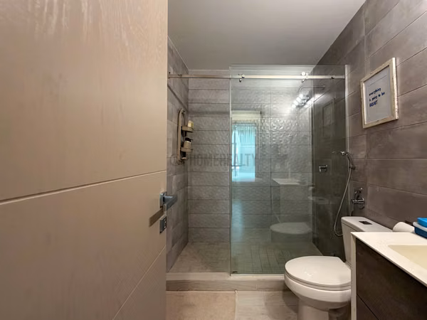 Apartamento en Venta en Obarrio Panamá – Diseño Moderno y Excelente Ubicación