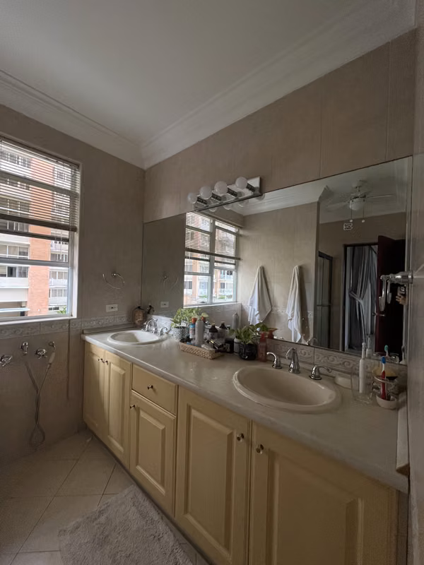 Apartamento de 200 m² en Venta en El Cangrejo | Den + Balcón | USD 320,000 Neg.
