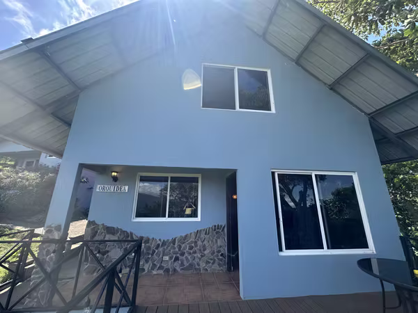 FURNISHED CABIN FOR RENT IN JARAMILLO-BOQUETE