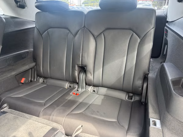 AUDI Q7 2018