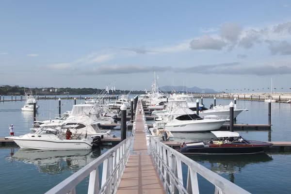 Apartment for Sale in Vista Mar with Ocean, Golf and Marina Views