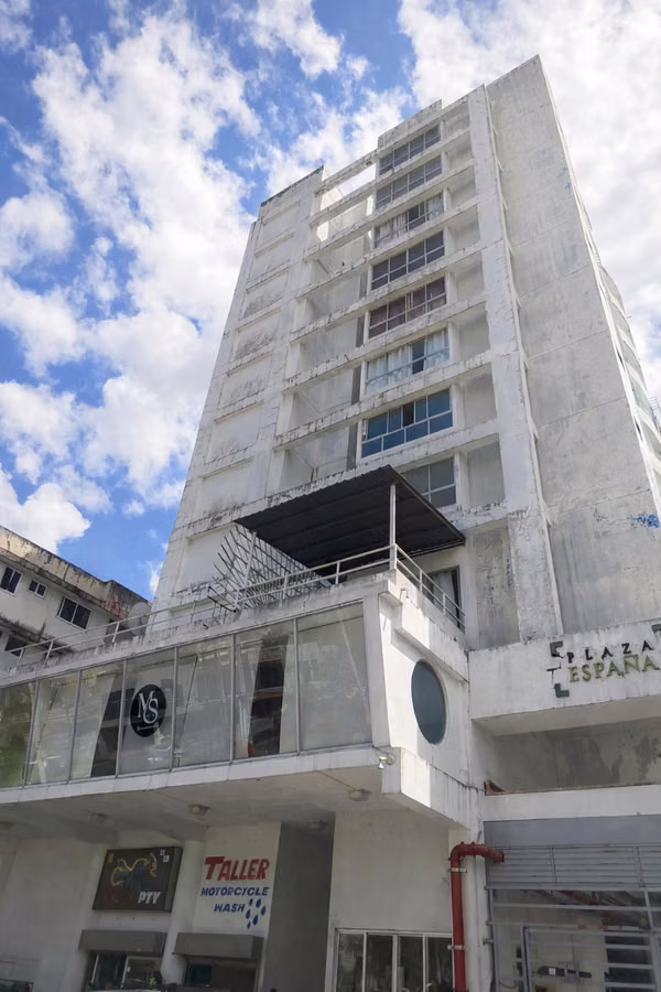 Parque Lefevre, Via España
