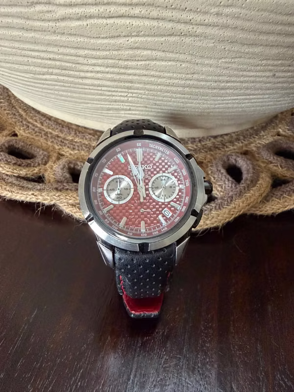 Reloj original SEIKO Coutura Red Chronograph Leather Watch SSB435