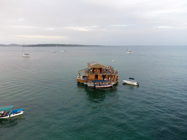 VENTA VILLA CON ISLA PRIVADA BOCAS DEL TORO