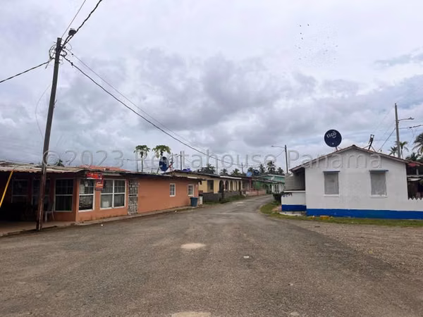 Beach house for sale Palenque Colón ELP 25-7605