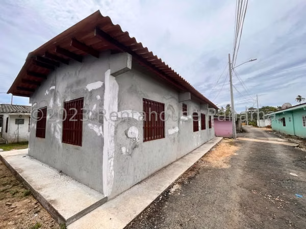Beach house for sale Palenque Colón ELP 25-7605