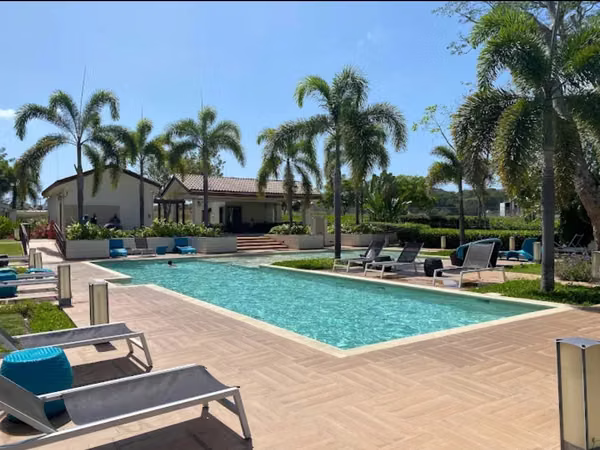 APARTMENT FOR SALE IN RIVER VALLEY IN PANAMA PACIFIC