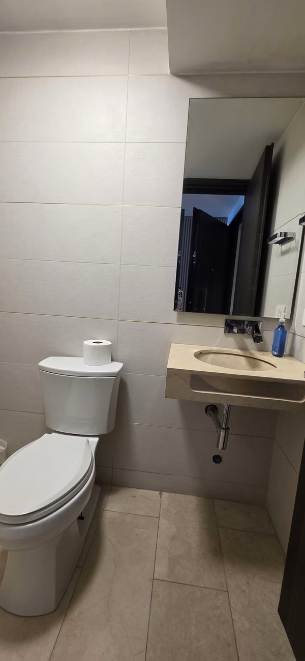 APARTMENT FOR SALE – PH Vita