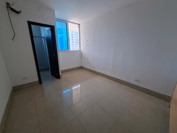 Spacious 180 sqm Apartment | 3 Bedrooms | PH Kolosal Tower
