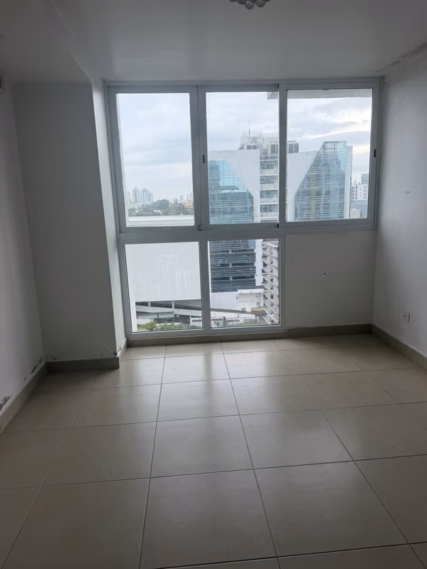 Remate Venta de Apartamento Condado del Rey Edificio King’s Park