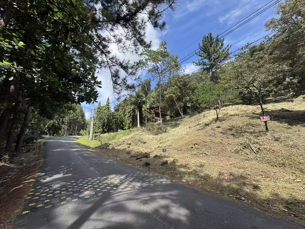 Rebajado Terreno en Venta en Altos del Maria – Lucca