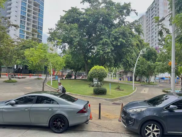 BUILDING FOR SALE FOR PROJECT IN EL CANGREJO WITH PREMISES FOR INVESTMENT LT