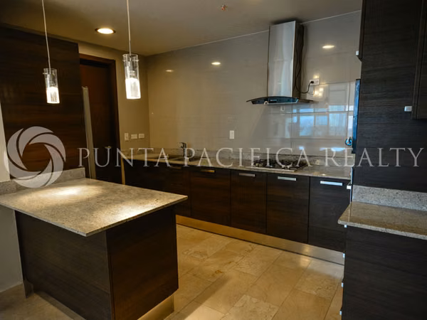 Venta departamento Grandtower punta pacifica