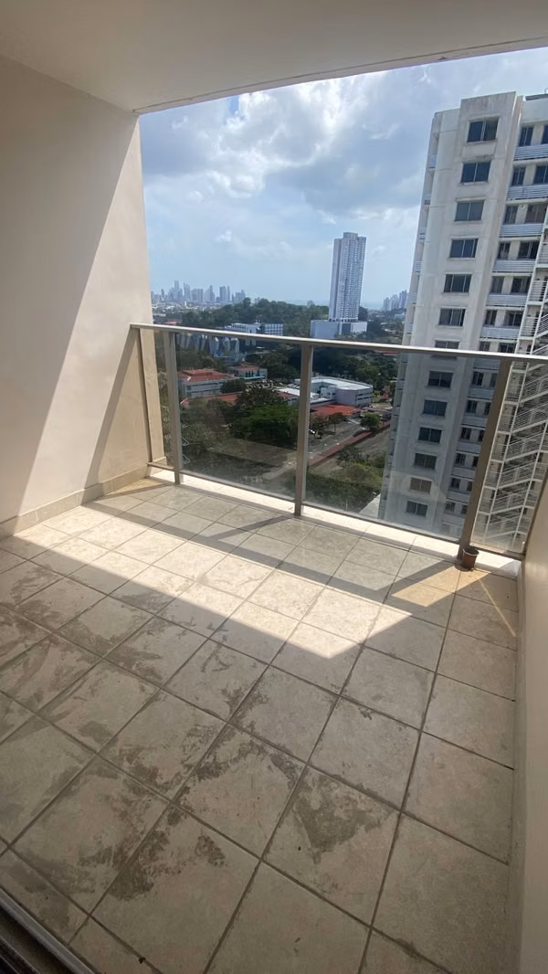 Ganga apartamento en venta en el PH Rokas torre 600, Condado Del Rey.