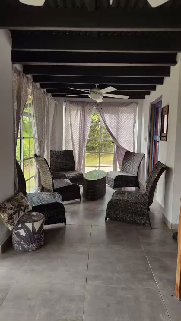 HOUSE FOR SALE IN CERRO AZUL