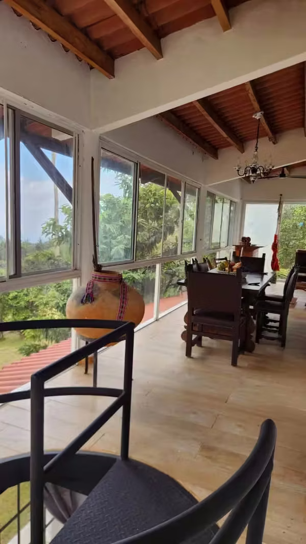 HOUSE FOR SALE IN CERRO AZUL