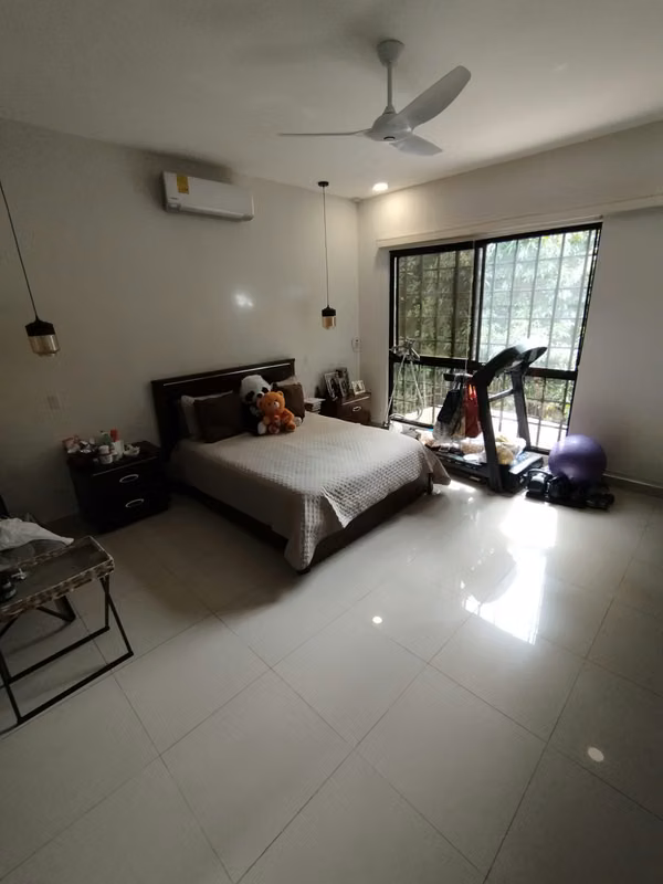 Remodeled 3-bedroom house for sale in Villa de las Fuentes 2