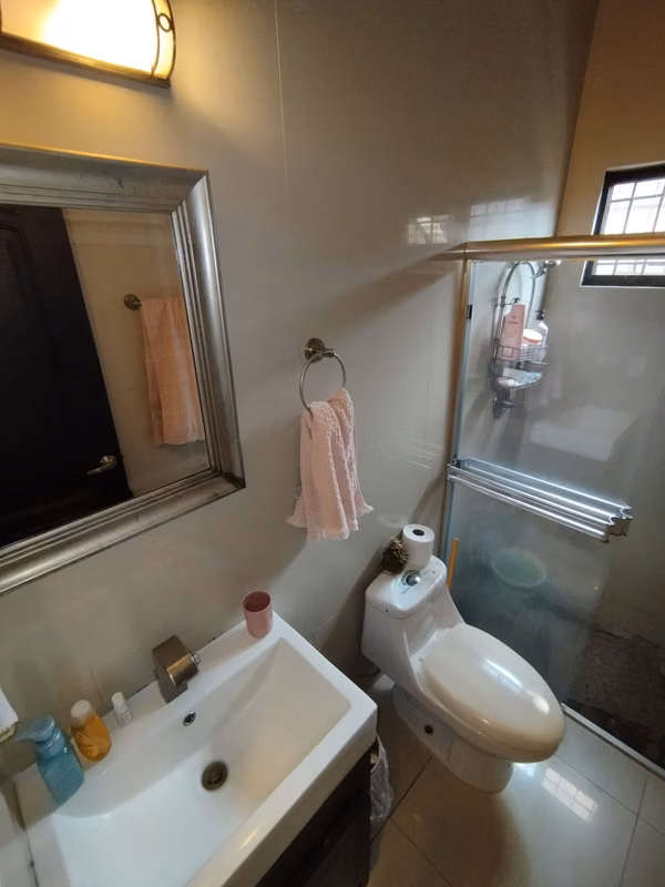 Remodeled 3-bedroom house for sale in Villa de las Fuentes 2