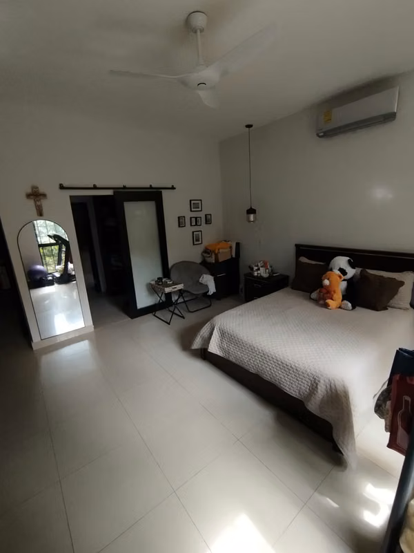 Remodeled 3-bedroom house for sale in Villa de las Fuentes 2
