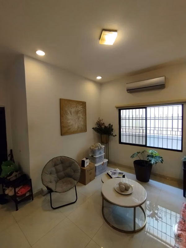 Remodeled 3-bedroom house for sale in Villa de las Fuentes 2