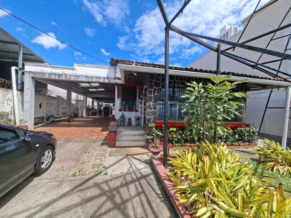 House for Sale in El Carmen AK