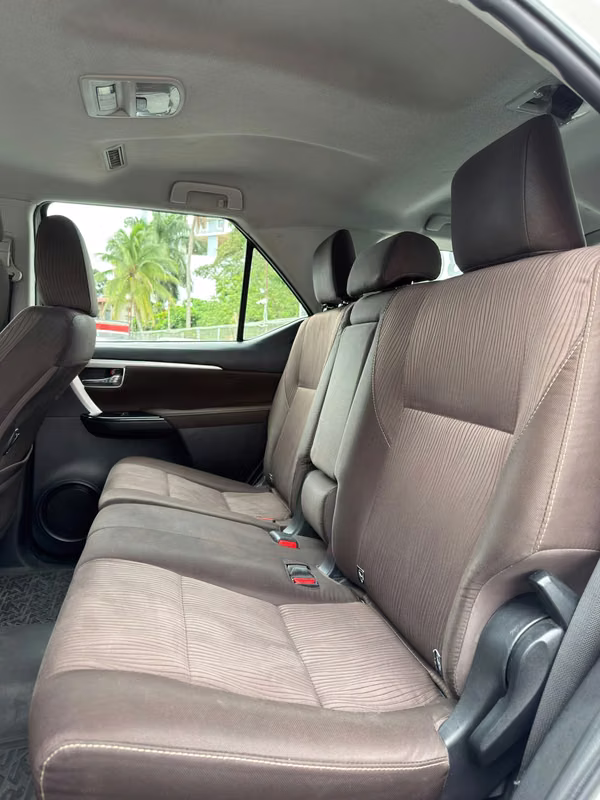 TOYOTA FORTUNER 2020