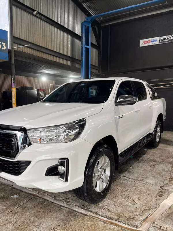 Totoya Hilux semi full 2019 Impecable!