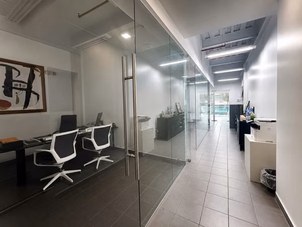 La Peatonal 68 | First Floor | 120 m² | Move-In-Ready Space | San Francisco