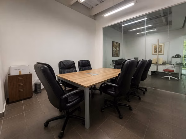 La Peatonal 68 | First Floor | 120 m² | Move-In-Ready Space | San Francisco
