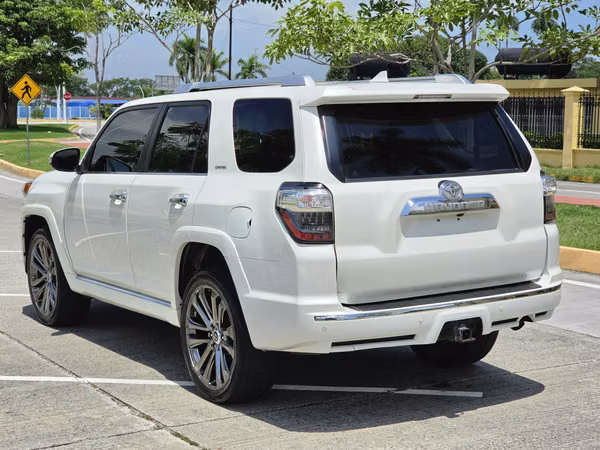 TOYOTA 4RUNNER 2018 4X4