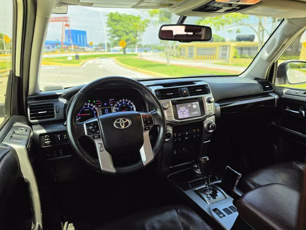 TOYOTA 4RUNNER 2018 4X4
