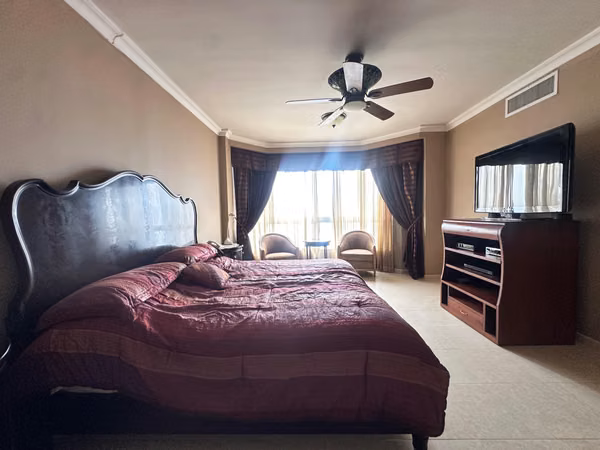 Duplex Penthouse with Panoramic Ocean &amp; City Views in Punta Pacífica