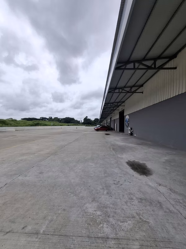 Bodega de 1,000 m² | 12 m de altura | Parque Industrial | Seguridad 24/7 | $7.50/m²