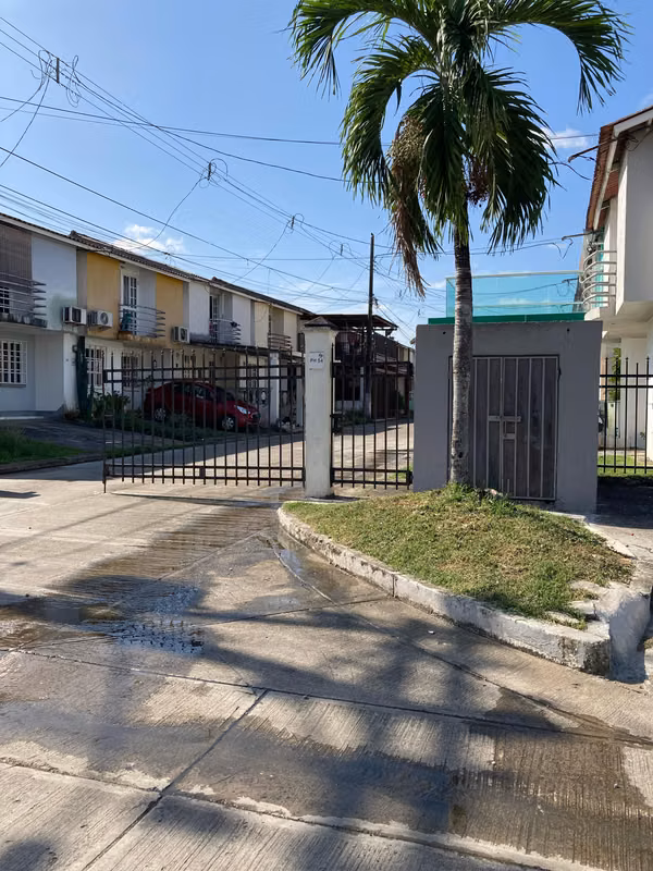 SE ALQUILA CASA DUPLEX EN PH 54 MIRADOR DEL BOSQUE PACORA CAMRO