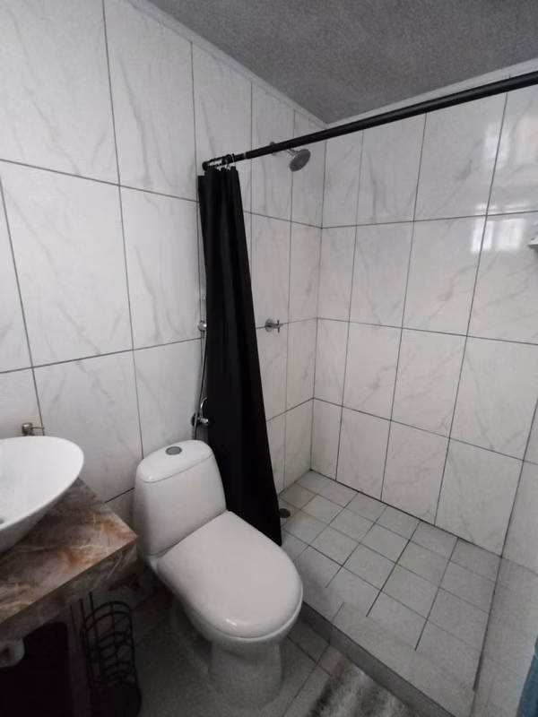 CASA REMODELADA EN VENTA EN LA ARBOLEDA DEL GOLF RUFINA ALFARO