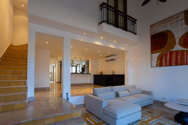 Vendo Apartamento en Casco Antiguo OF26-9009