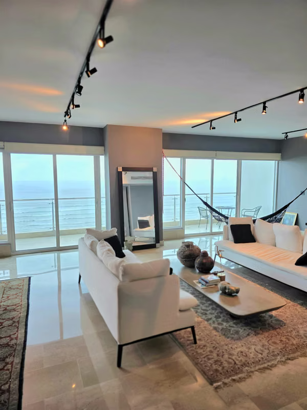 Se Alquila apartamento en Costa Del Este