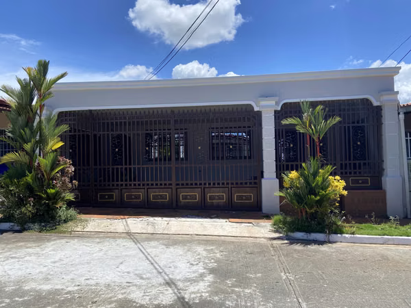 HOUSE FOR RENT IN BRISAS DEL GOLF - ARRAIJÁN