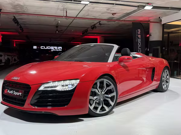 Audi R8 Spyder V8 2015