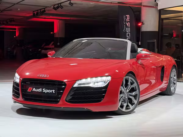 Audi R8 Spyder V8 2015