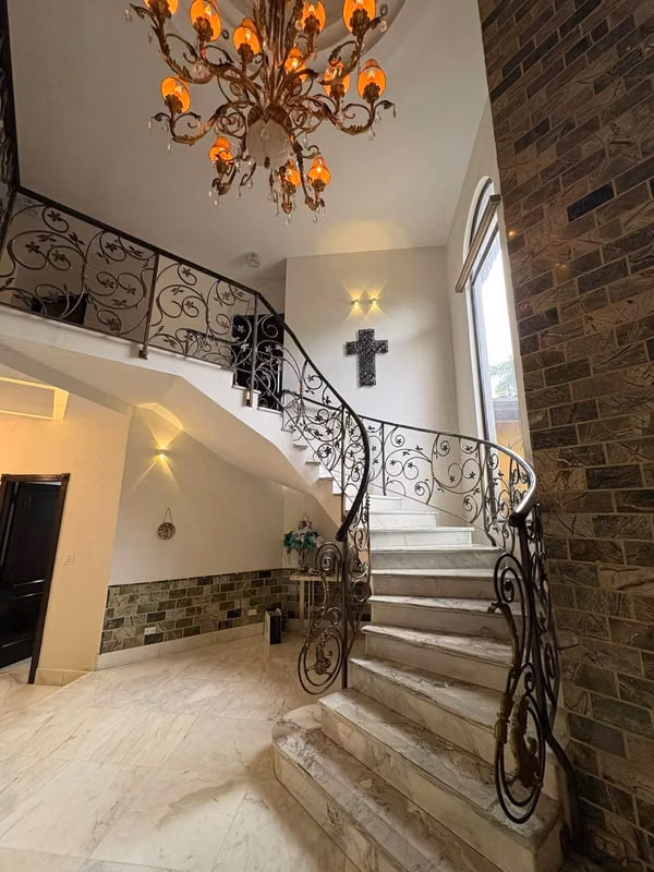 Espectacular casa antigua