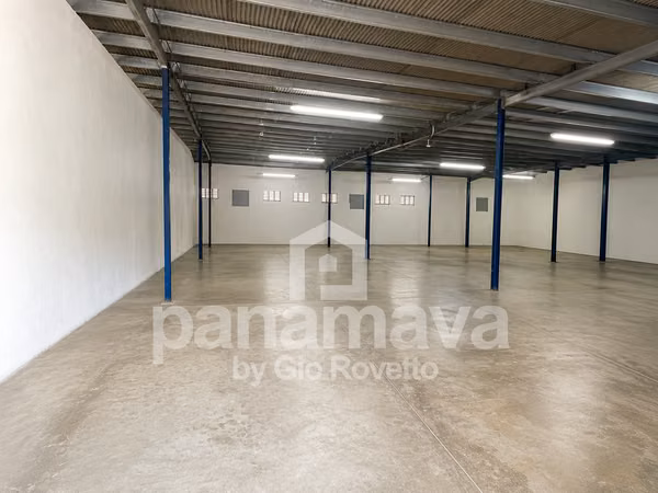 Industrial warehouse carrasquilla rental
