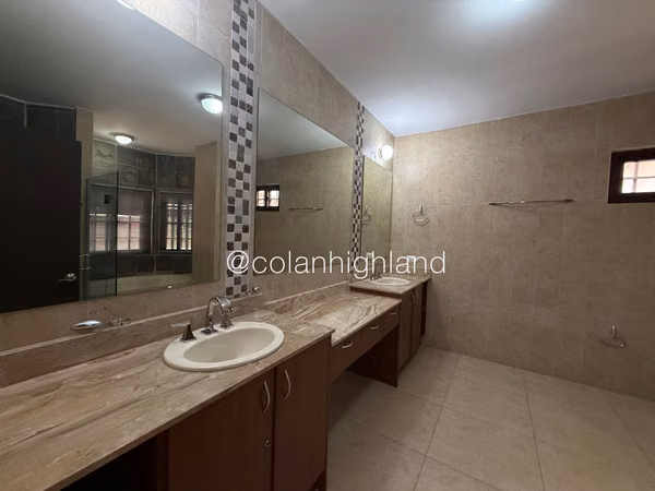 Se Alquila Casa en Costa Sur
