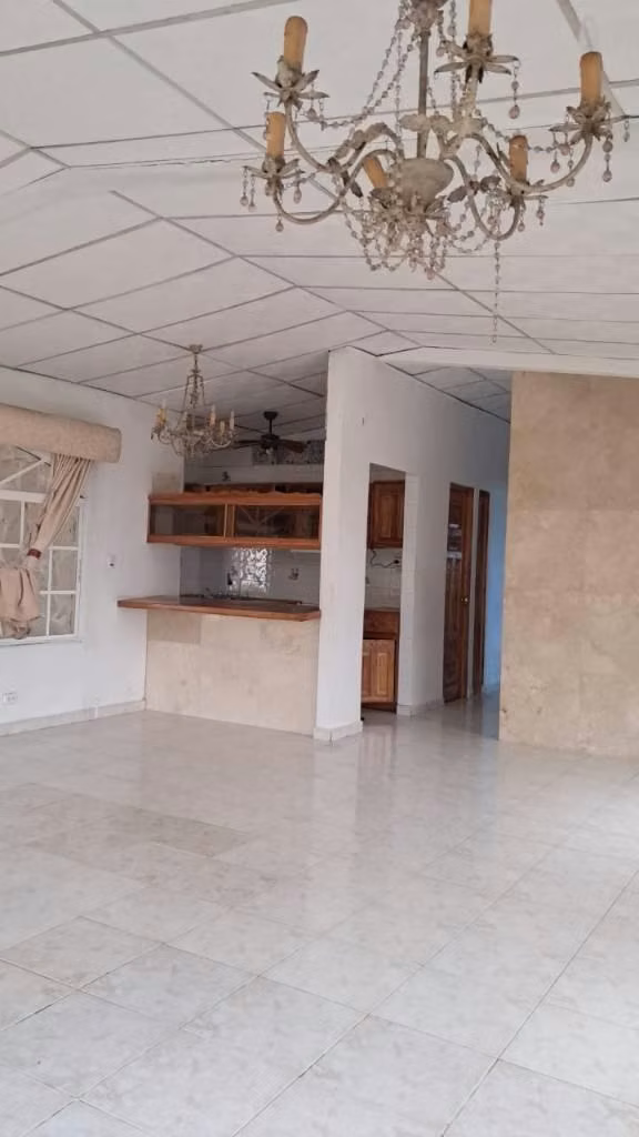 SE VENDE CASA